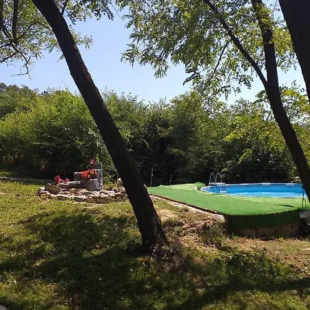 Katarina Doboj,busletic 컨트리하우스 Busletic