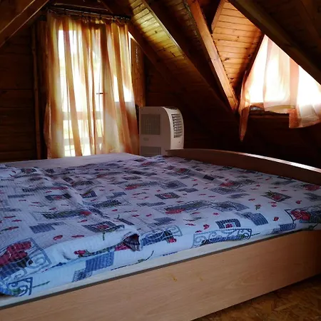 컨트리하우스 Katarina Doboj,busletic *